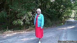 Old woman fucking outside